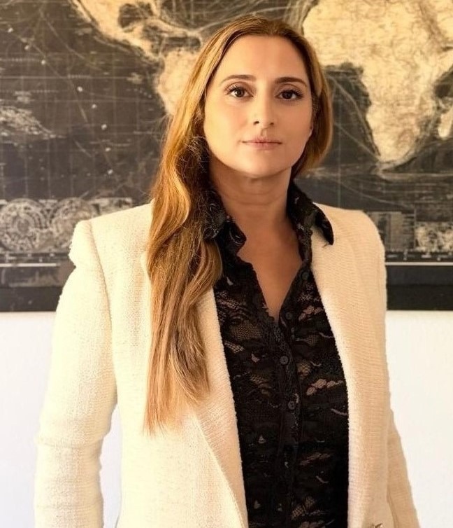 Alia J. Minhas
